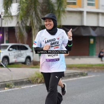 Runner Photo 7998005