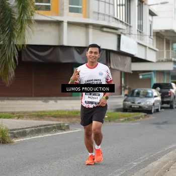 Runner Photo 7998013