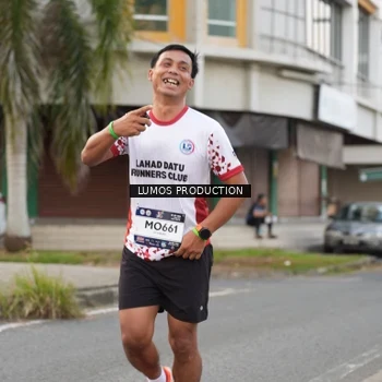 Runner Photo 7998023