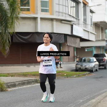 Runner Photo 7998043