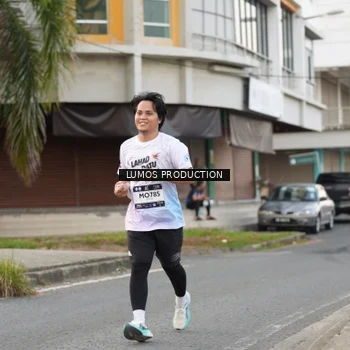 Runner Photo 7998045