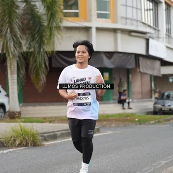 Runner Photo 7998055