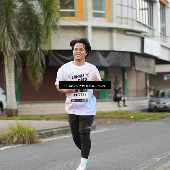 Runner Photo 7998056