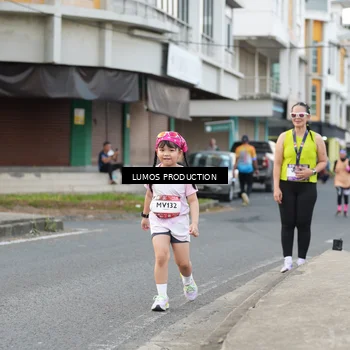 Runner Photo 7998065