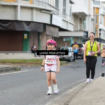 Runner Photo 7998066