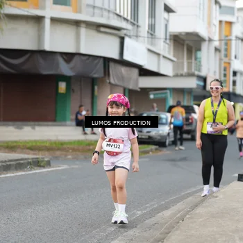 Runner Photo 7998068