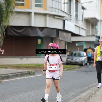 Runner Photo 7998075