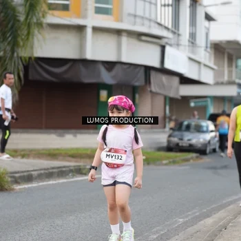 Runner Photo 7998083