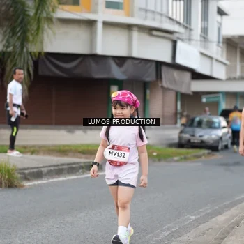 Runner Photo 7998087