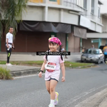 Runner Photo 7998090