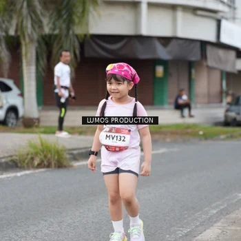 Runner Photo 7998091