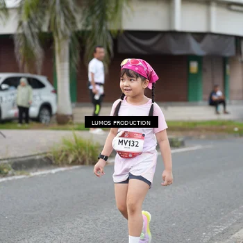 Runner Photo 7998099