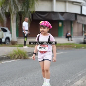 Runner Photo 7998100