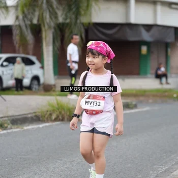 Runner Photo 7998106