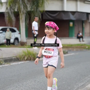 Runner Photo 7998107