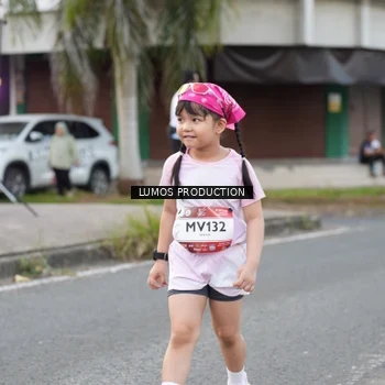 Runner Photo 7998112