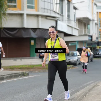 Runner Photo 7998113