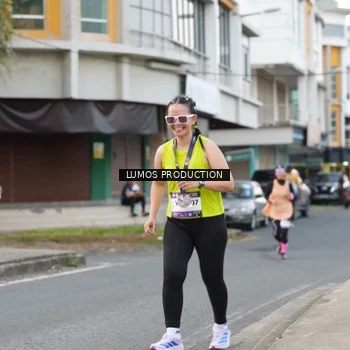 Runner Photo 7998118