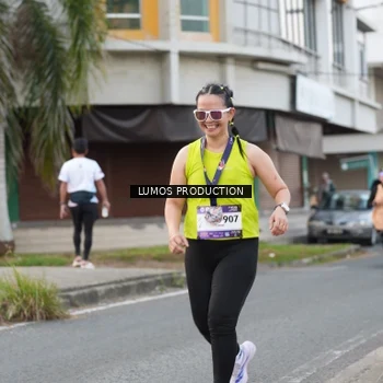 Runner Photo 7998128