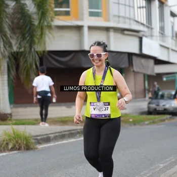 Runner Photo 7998130