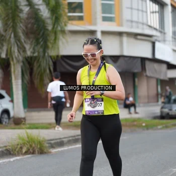 Runner Photo 7998134