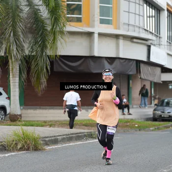 Runner Photo 7998139