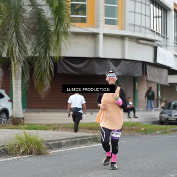 Runner Photo 7998140