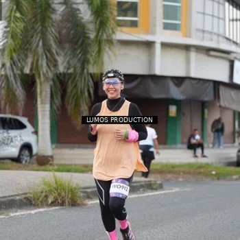 Runner Photo 7998150