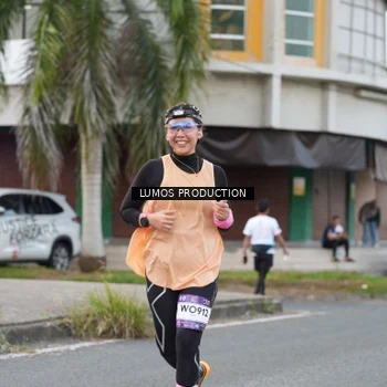 Runner Photo 7998159