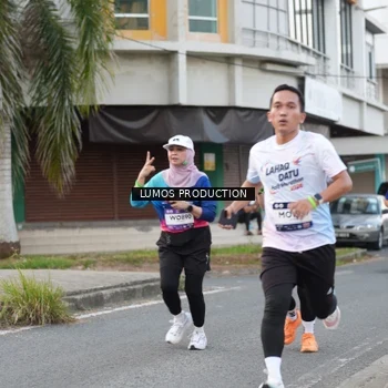 Runner Photo 7998173