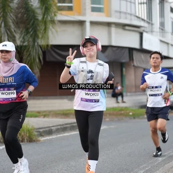 Runner Photo 7998184