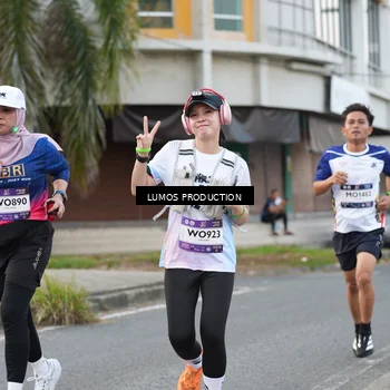Runner Photo 7998186
