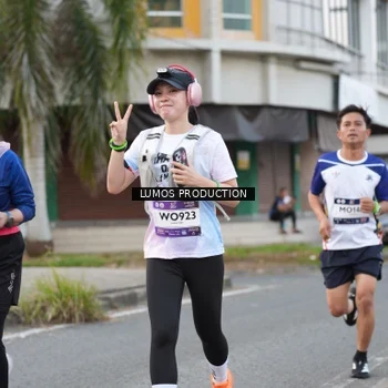 Runner Photo 7998191