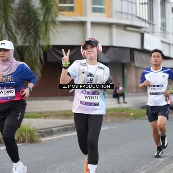 Runner Photo 7998192
