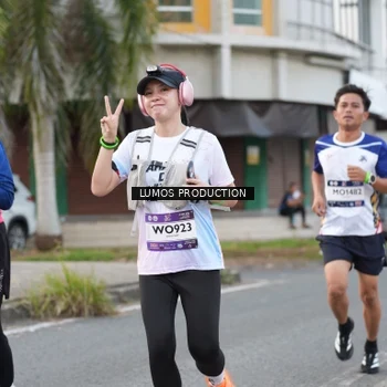 Runner Photo 7998195