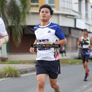 Runner Photo 7998198