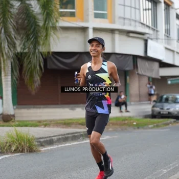 Runner Photo 7998208
