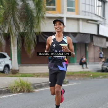 Runner Photo 7998217