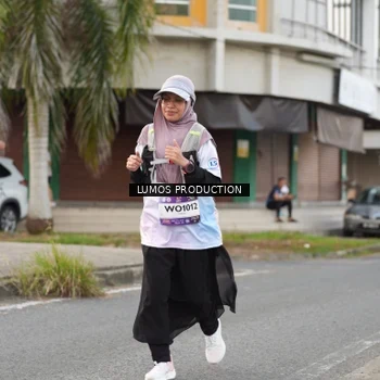 Runner Photo 7998242