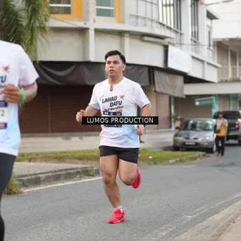 Runner Photo 7998262