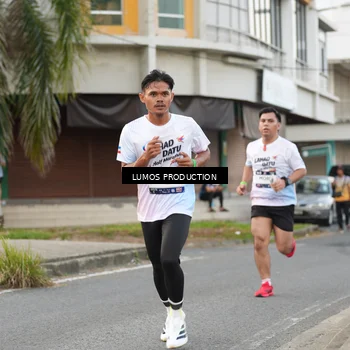 Runner Photo 7998267