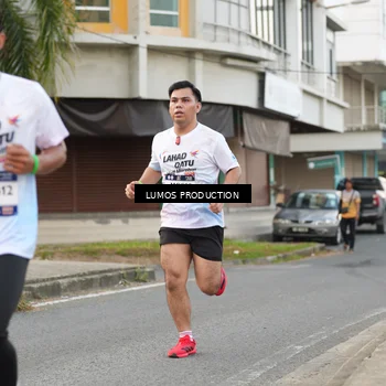 Runner Photo 7998268