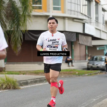 Runner Photo 7998273