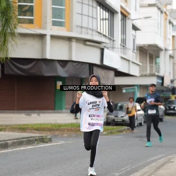 Runner Photo 7998274