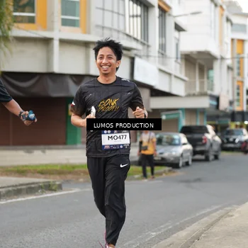 Runner Photo 7998306