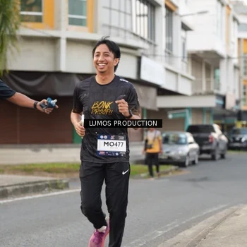 Runner Photo 7998310