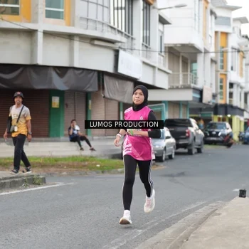 Runner Photo 7998331