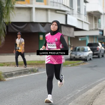 Runner Photo 7998345