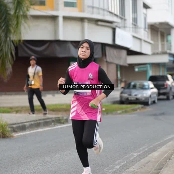 Runner Photo 7998349
