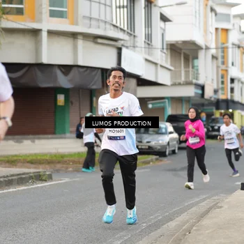 Runner Photo 7998370